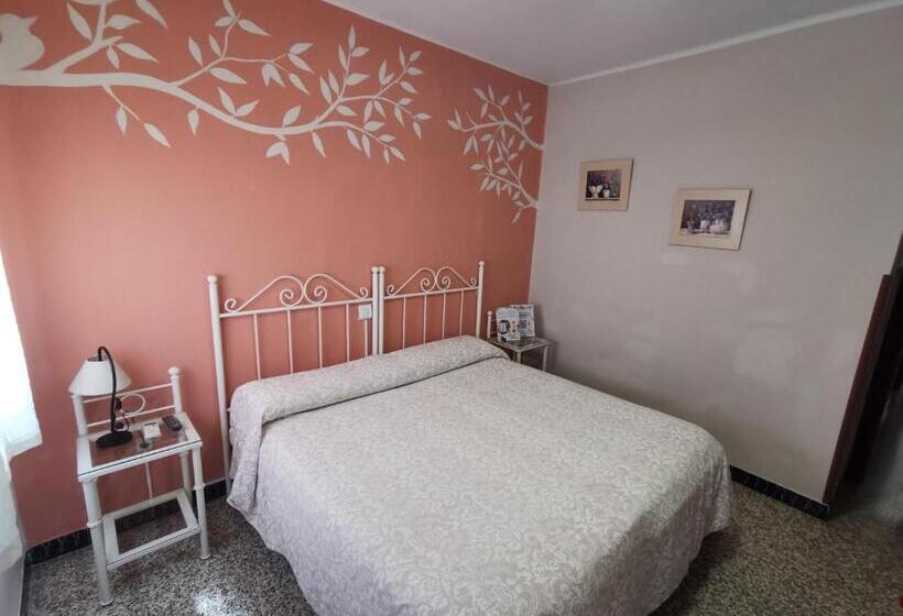 수피리어 룸, Hostal Senero
