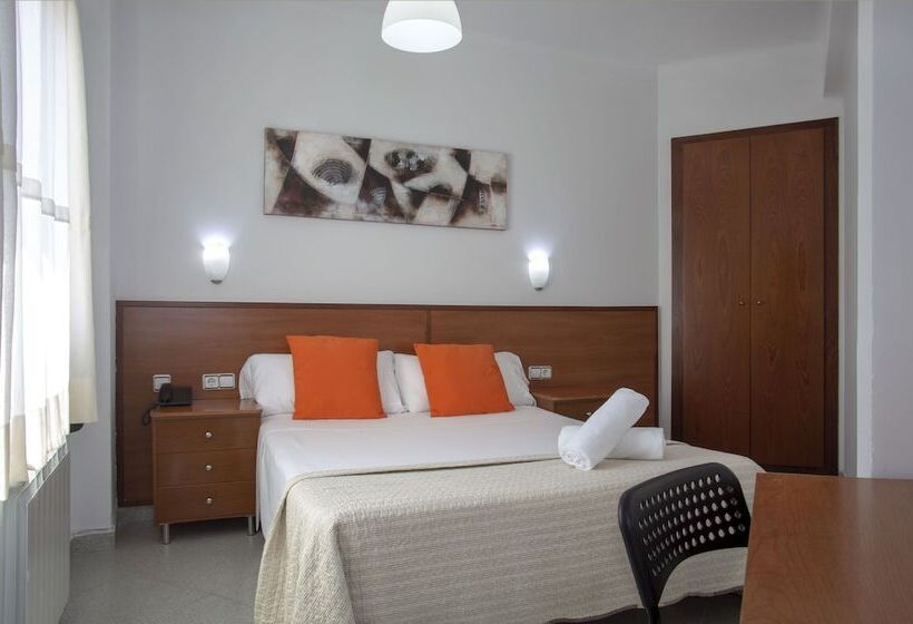 اتاق استاندارد, Hostal Sans