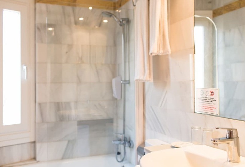 Номер Стандарт, Sagitario Hostal Ciutadella