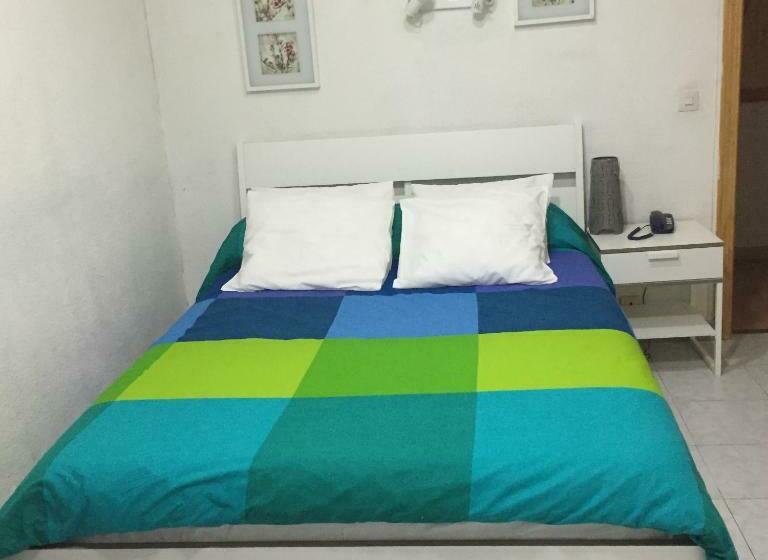Номер Стандарт, Hostal Tres Cantos