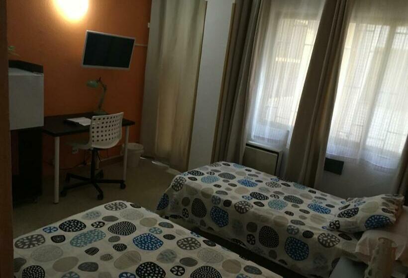 Номер Стандарт, Hostal Tres Cantos