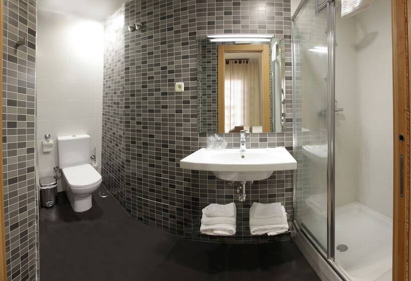 Habitación Estándar, Hostal Falfes