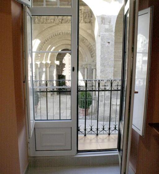 Номер Стандарт, Hostal La Corte