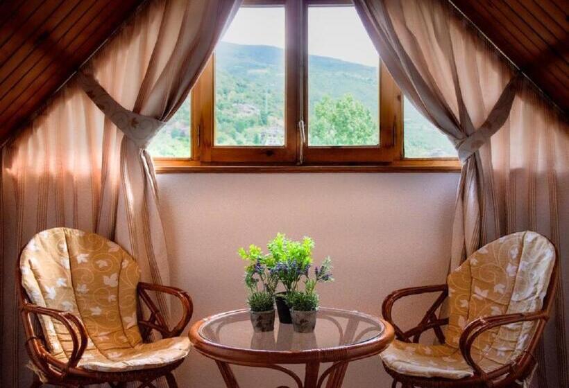 スーペリアールーム, Pey Resort