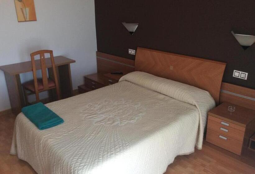 스탠다드 발코니 룸, Hostal Juli