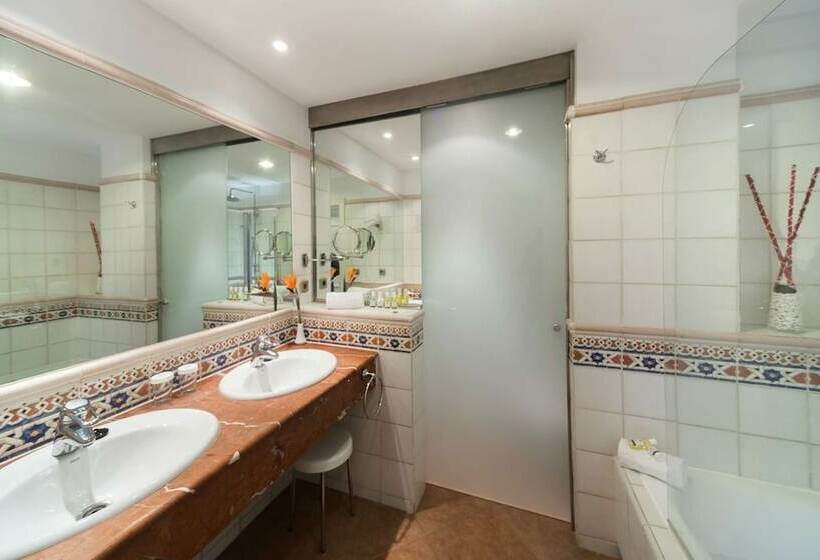 Deluxe-huone Poreallas, Barcelo Corralejo Bay  Adults Only