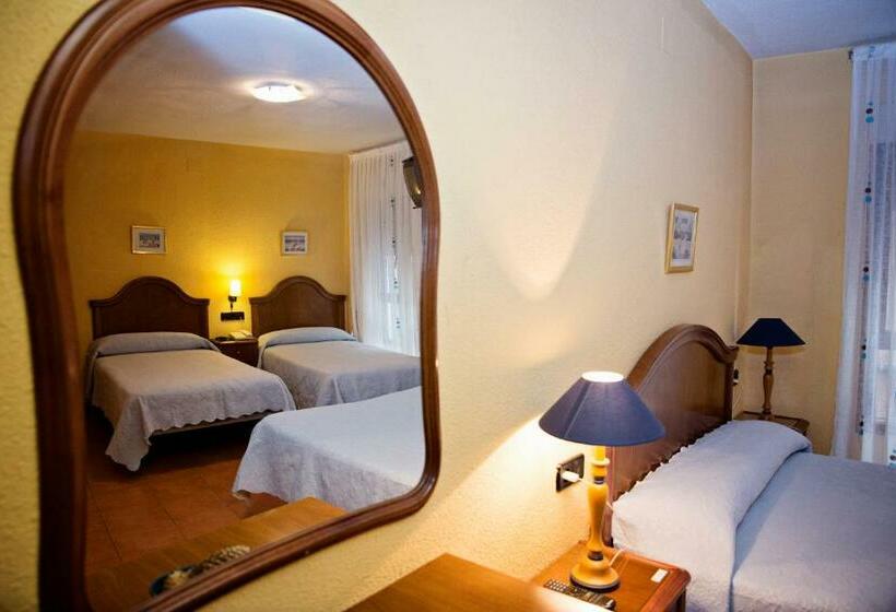 اتاق استاندارد چهار تخته, Hostal Guzman El Bueno By Gaiarooms