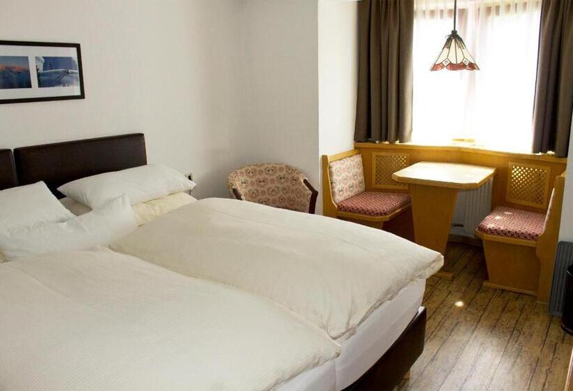 エコノミールーム, Alpenhotel Tirolerhof