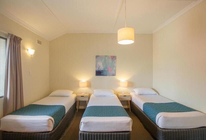 ３ベッドルームアパートメント, Greenways Apartments