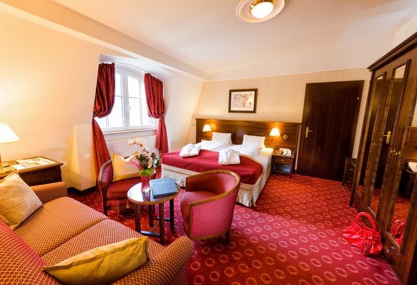 Трехместный Номер Deluxe, Salzburger Hof