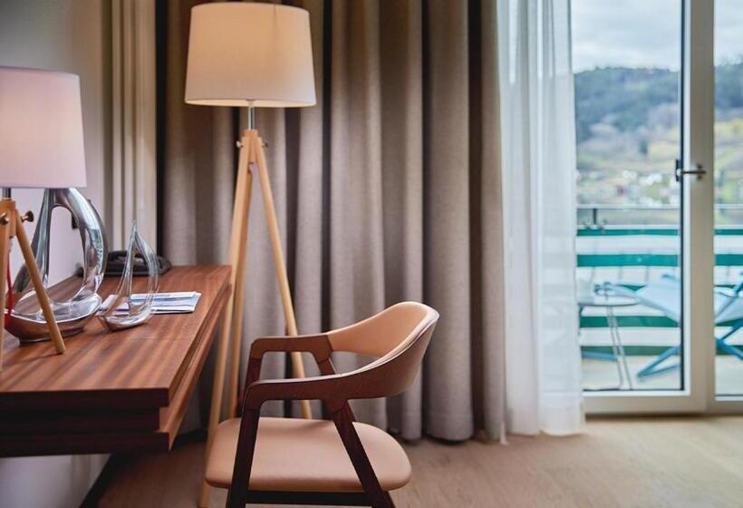 Suite with lake view, Seeglück Hotel Forelle Superior