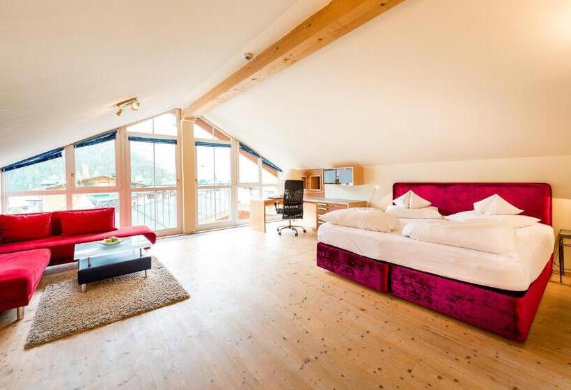 Люкс Повышенной Комфортности, Wellnesshotel ...liebes Rot Flüh