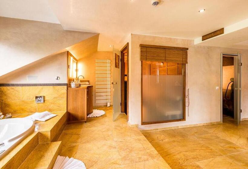 Президентский Люкс, Wellnesshotel ...liebes Rot Flüh