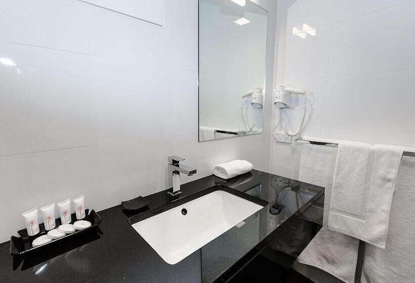 デラックスルーム, Bankstown Motel 10