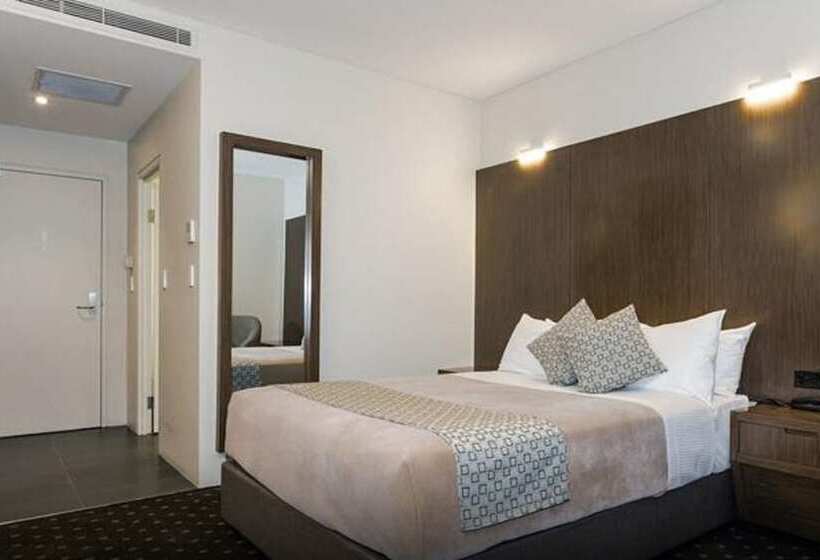 デラックスルーム, Bankstown Motel 10