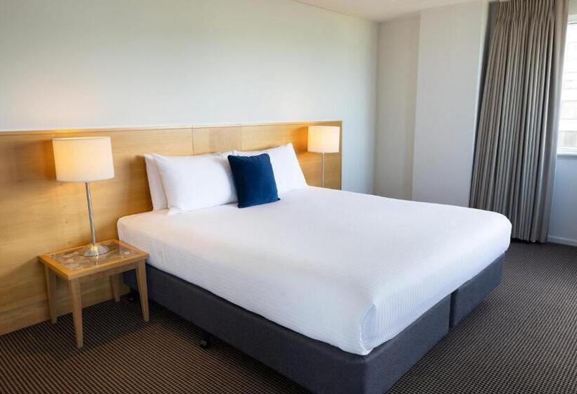 سوییت سوپریور, Novotel Perth Langley