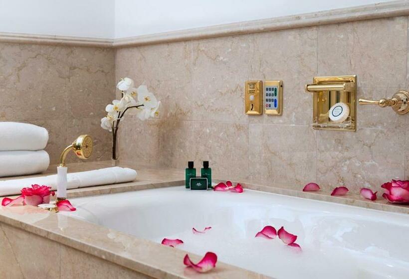 سوییت لوکس, Alvear Palace Hotel   Leading Hotels Of The World