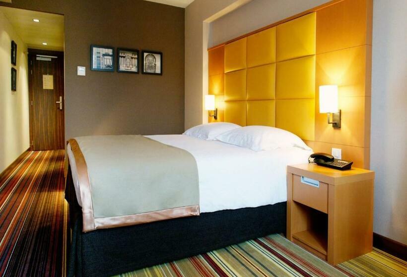 اتاق کلاس بیزنس, New Hotel Charlemagne