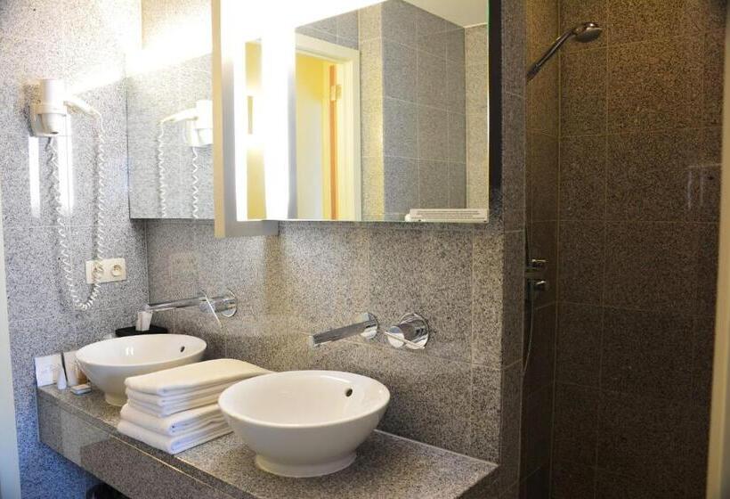 家庭间, Cosmopolite Hotel Nieuwpoort Bad