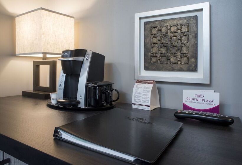 Номер Стандарт, Crowne Plaza Fredericton Lord Beaverbrook, An Ihg