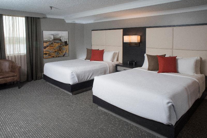 Номер Стандартный Кровать Куин, Crowne Plaza Fredericton Lord Beaverbrook, An Ihg