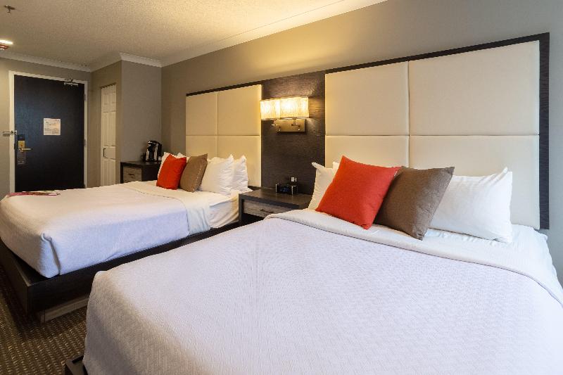 Номер Премиум, Crowne Plaza Fredericton Lord Beaverbrook, An Ihg