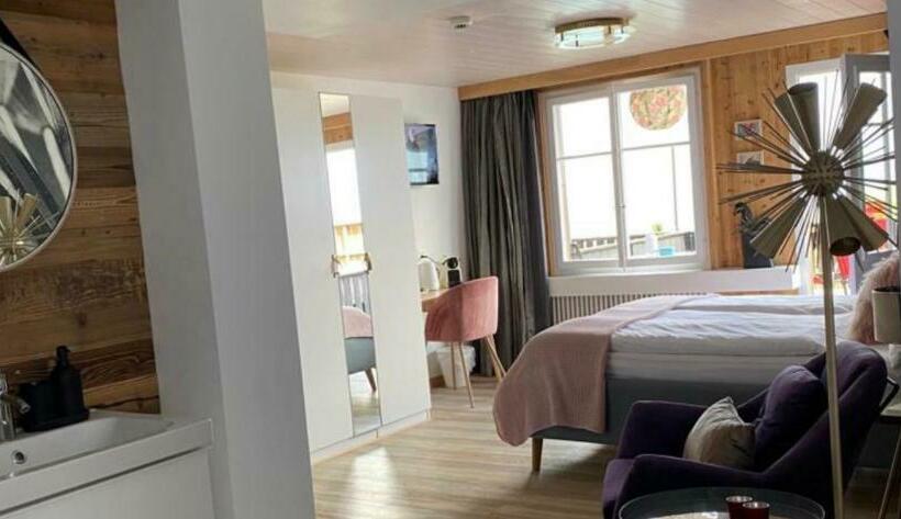 Полулюкс, Boutique Hotel Bellevue B&b Am Brienzersee Iseltwald Interlaken