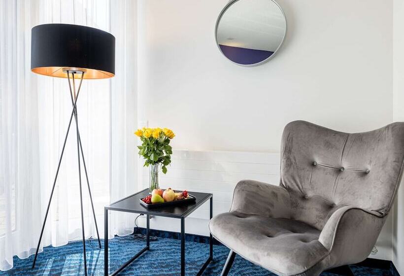 Номер Superior с Балконом, Mercure Lenzburg Krone