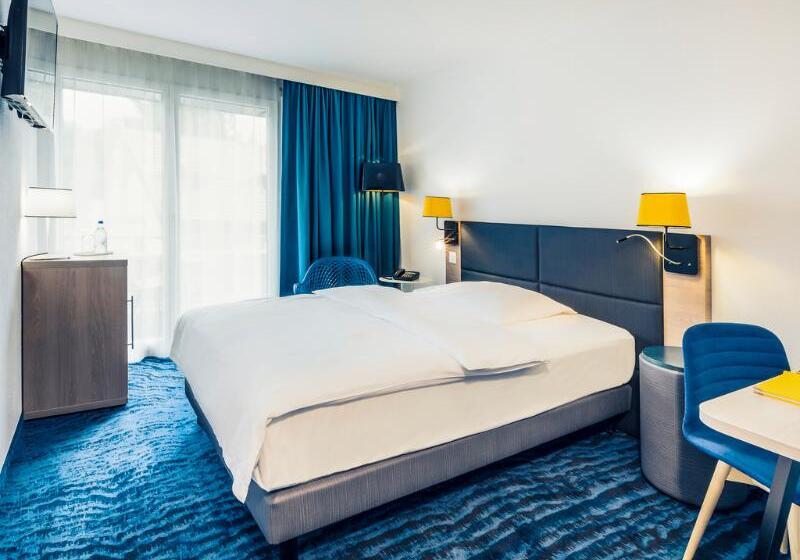 Номер Стандарт с Балконом, Mercure Lenzburg Krone