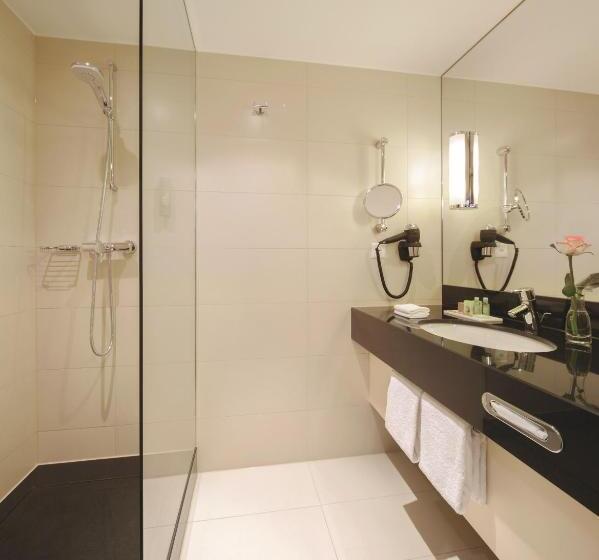 Номер Superior, Mövenpick Hotel Egerkingen