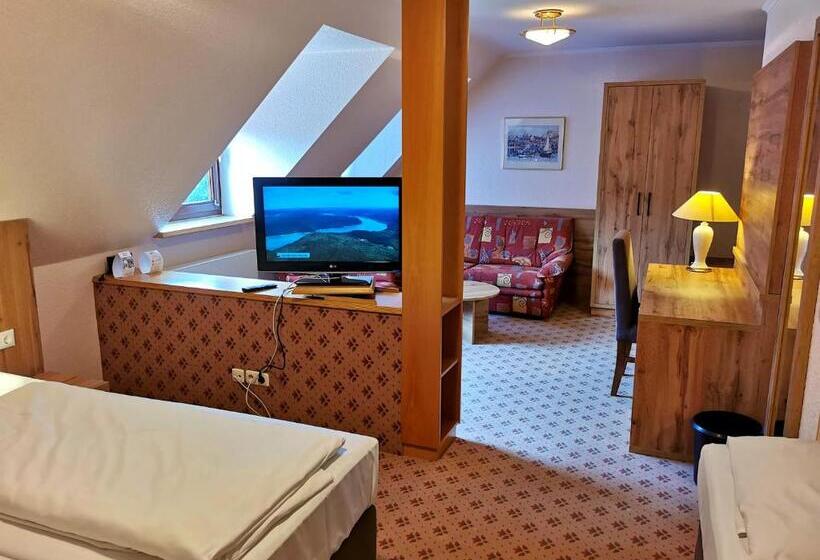 Четырехместный Номер Стандарт, Heidehotel Soltauer Hof