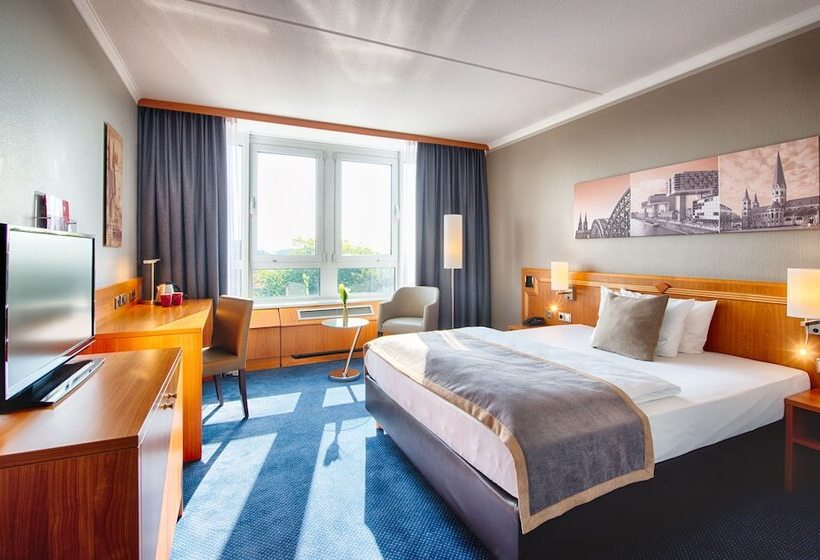 Номер Superior, Leonardo Hotel Köln Bonn Airport