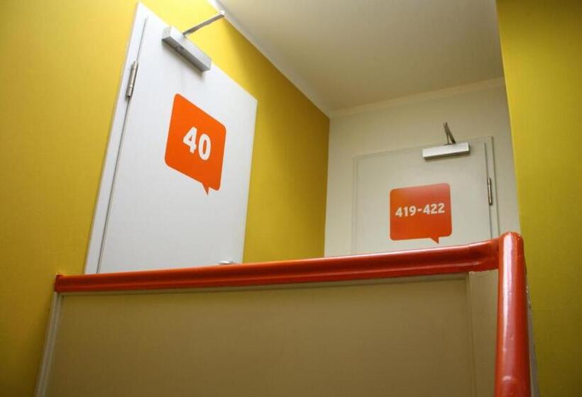 اتاق استاندارد با سرویس بهداشتی مشترک, Townside Hostel Bremen