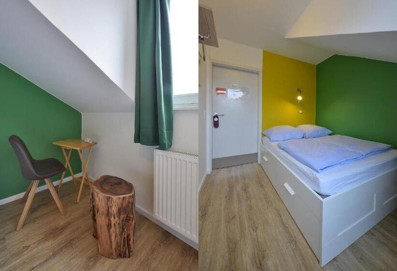 اتاق استاندارد با سرویس بهداشتی مشترک, Townside Hostel Bremen