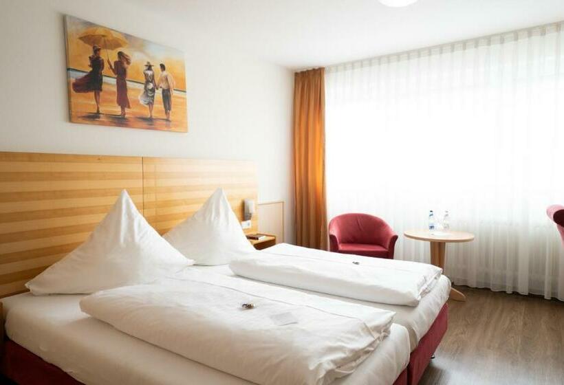 수피리어 룸, Ates Hotel Kehl
