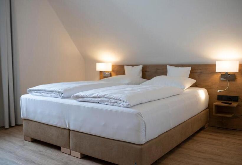 Полулюкс, Landhotel Kauzenberg
