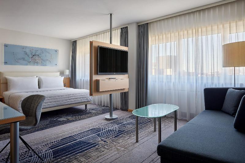 Pokój Deluxe Łóżko King Size, Le Méridien Frankfurt