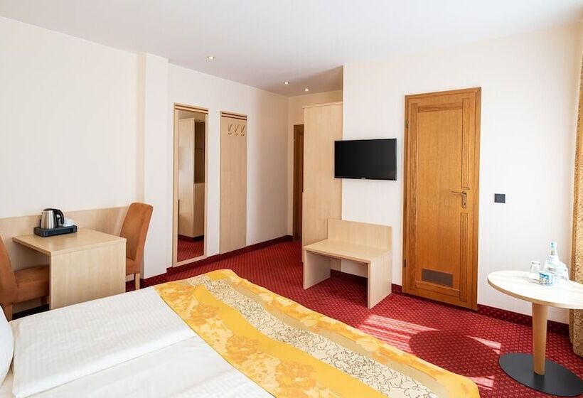 Номер Стандарт, Central Hotel Ringhotel Rüdesheim