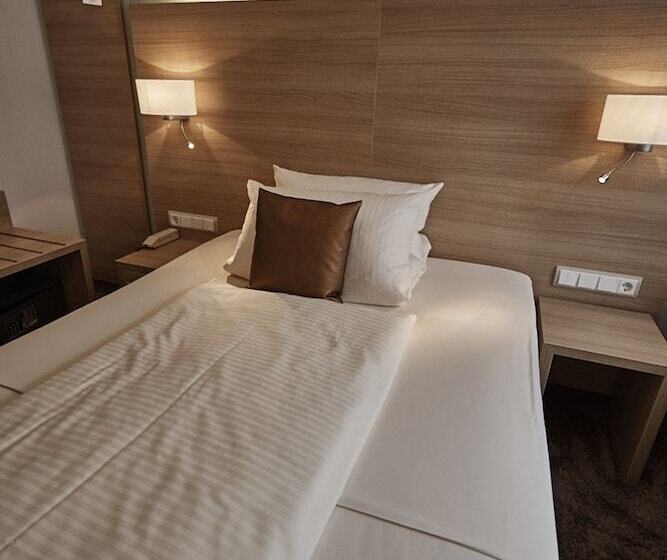 Номер Стандарт Индивидуальный, Central Hotel Ringhotel Rüdesheim