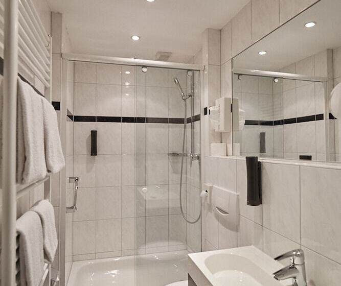 Номер Комфорт, Central Hotel Ringhotel Rüdesheim