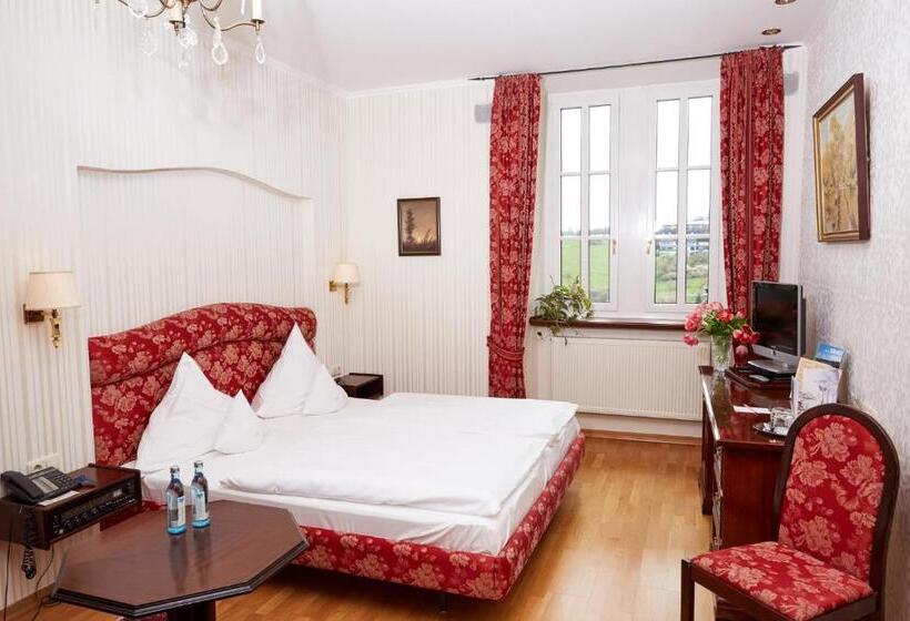 Номер Стандарт, Schloßhotel Kurfürstliches Amtshaus Dauner Burg