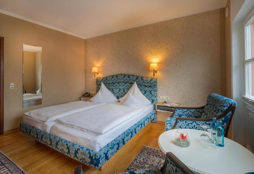 Номер Стандарт, Schloßhotel Kurfürstliches Amtshaus Dauner Burg