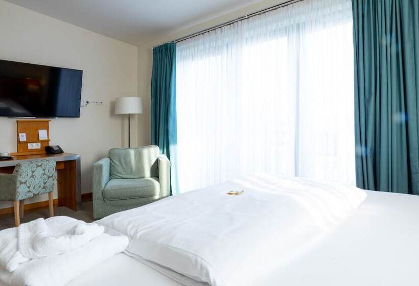 Номер Deluxe, Olymp Munich
