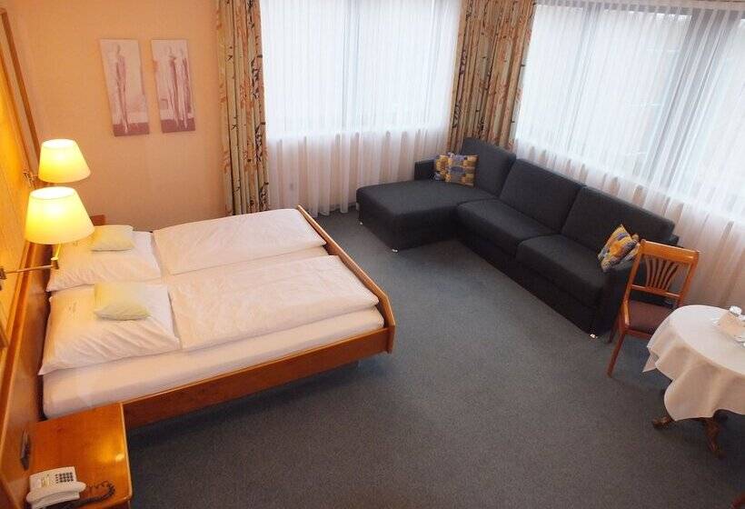 标准三人间, Stadt Pasing