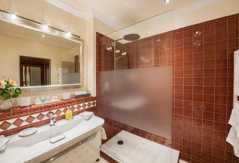 غرفة كمفورت مع بلكونة, Relais & Châteaux Hotel Schwarzmatt