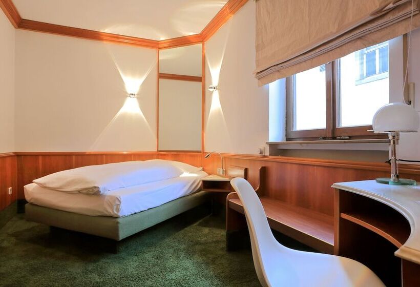 Номер Стандарт Индивидуальный, Romantik Hotel Zur Schwane