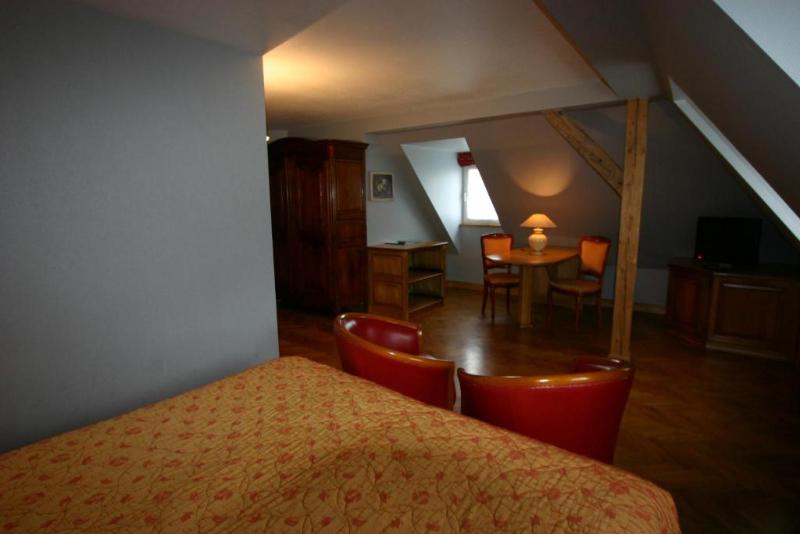주니어 스위트, Logis Hôtel Au Cerf d'Or