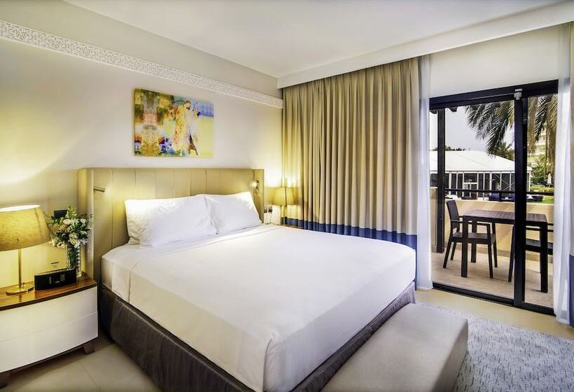 Вилла Дюплекс 1 Спальня, Radisson Blu Hotel & Resort, Al Ain