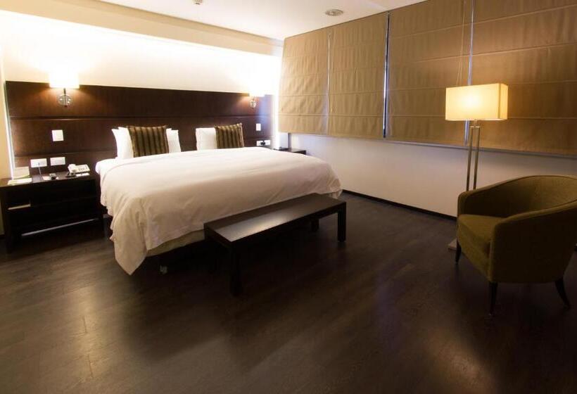디럭스 스위트 킹 침대, Unipark By Oro Verde Hotels