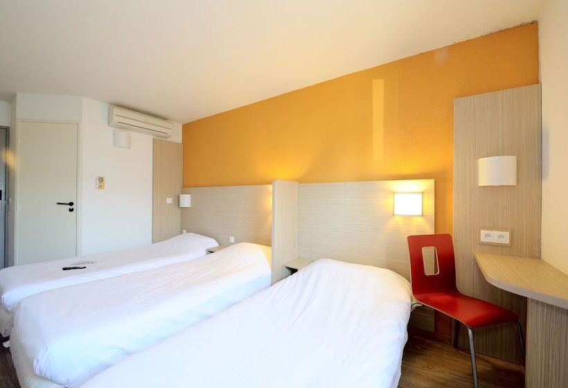 Номер Стандарт Трехместный, Hôtel Kennedy Parc Des Expositions